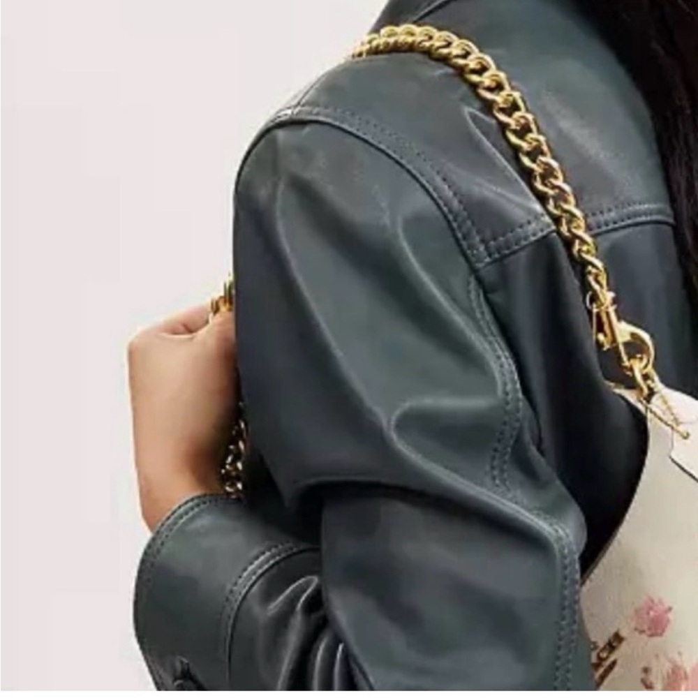 ❤️❤️❤️Authentic Coach shoulder bag metal strap ONLY/Gold tone hardware ❤️❤️❤️